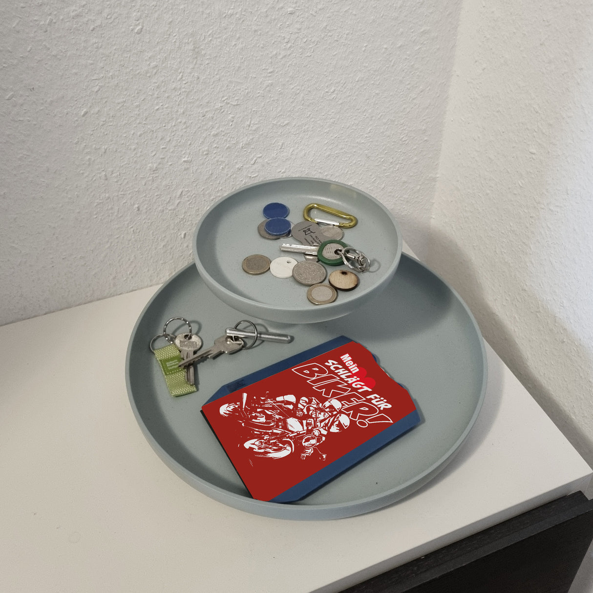 Motorrad Parkscheibe mit Biker Motiv in rot mit 2 Einkaufswagenchips