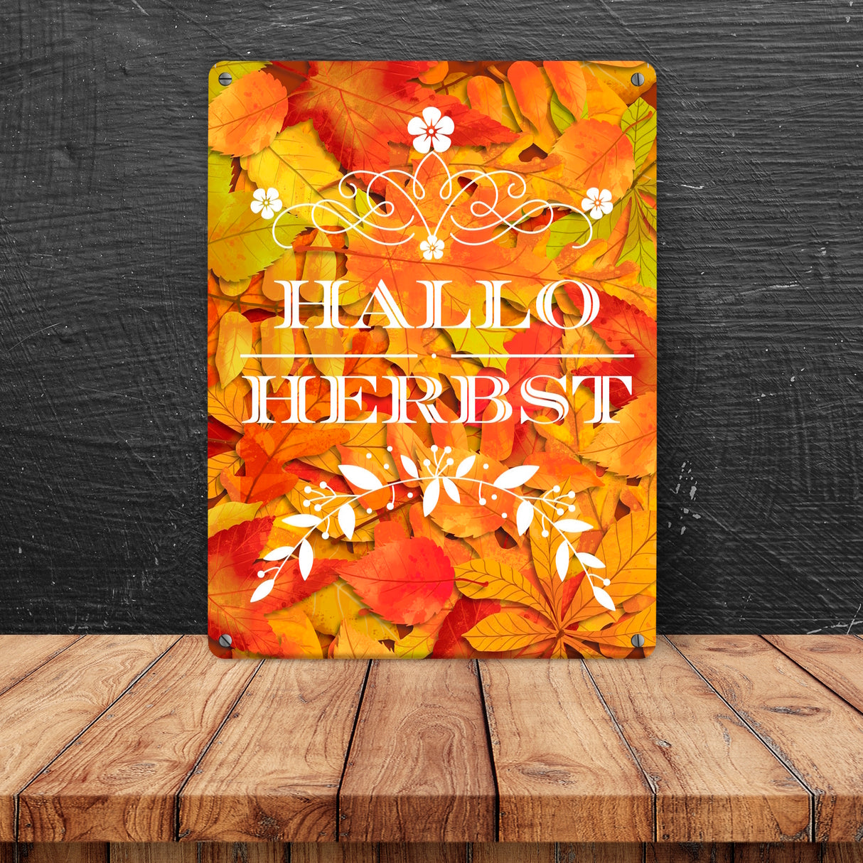 Metallschild mit schönen Herbstblättern und Schriftzug - Hallo Herbst