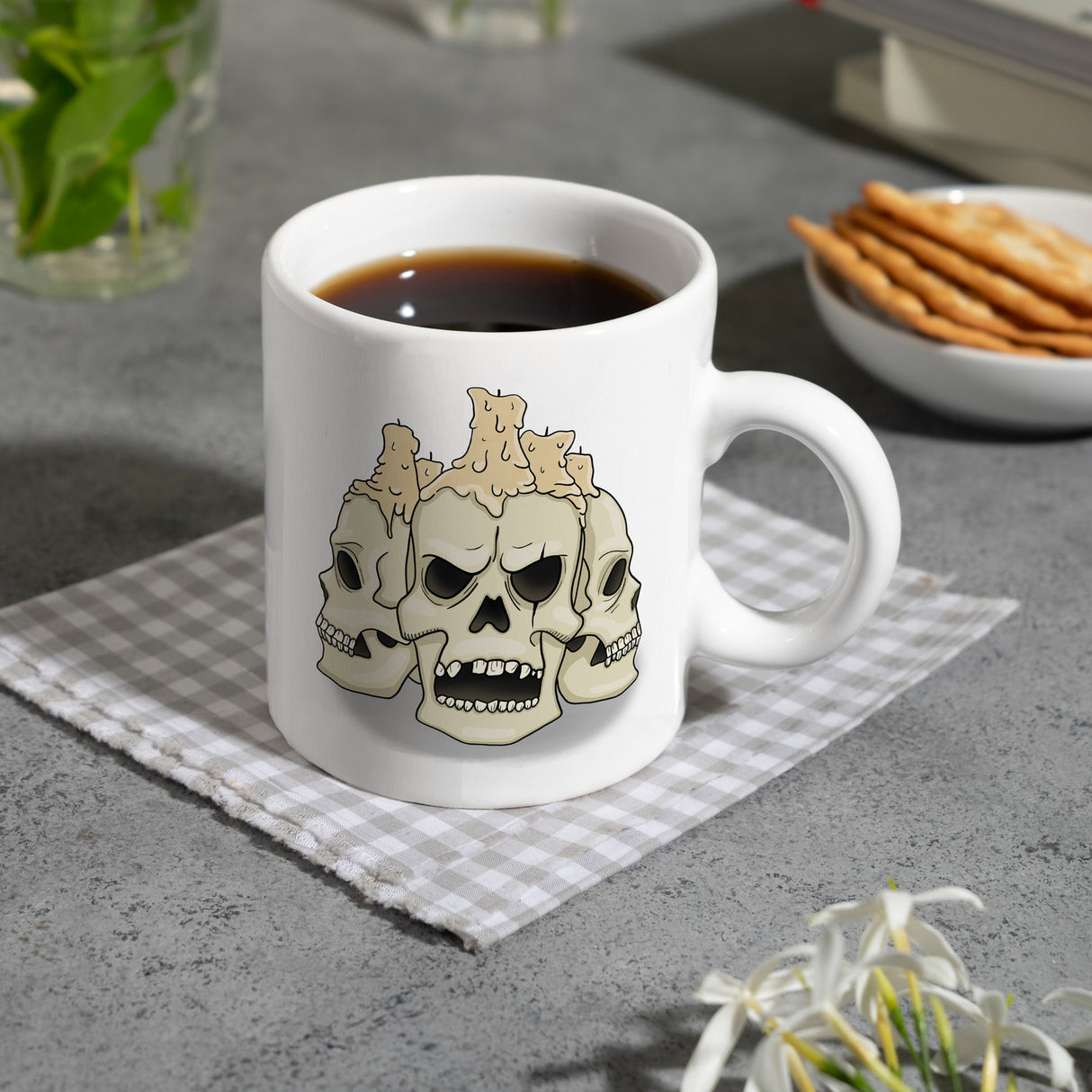 Kaffeetasse mit Totenköpfen und Kerzen - Happy Halloween
