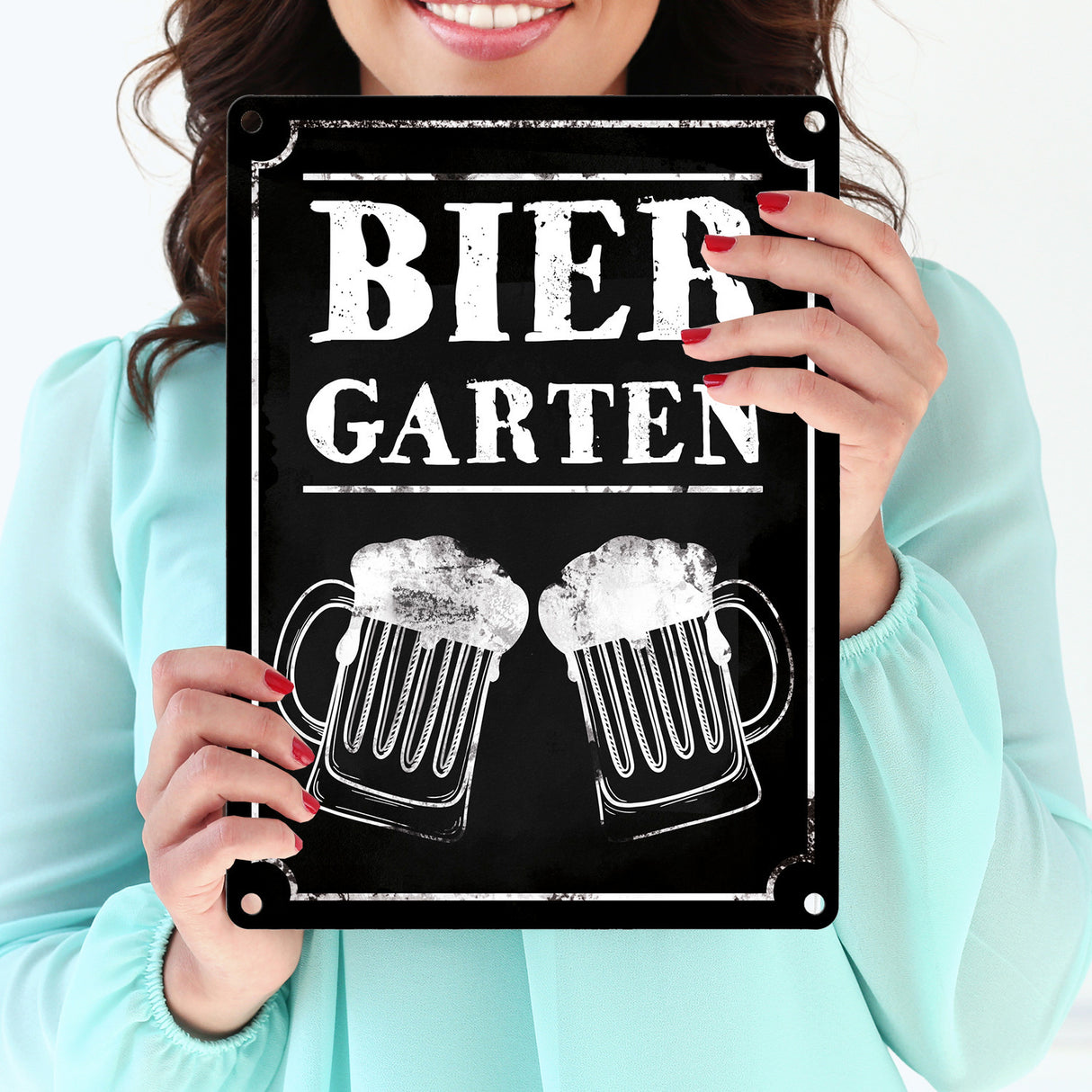 Biergarten Metallschild mit zwei Bierkrügen im Used-Look