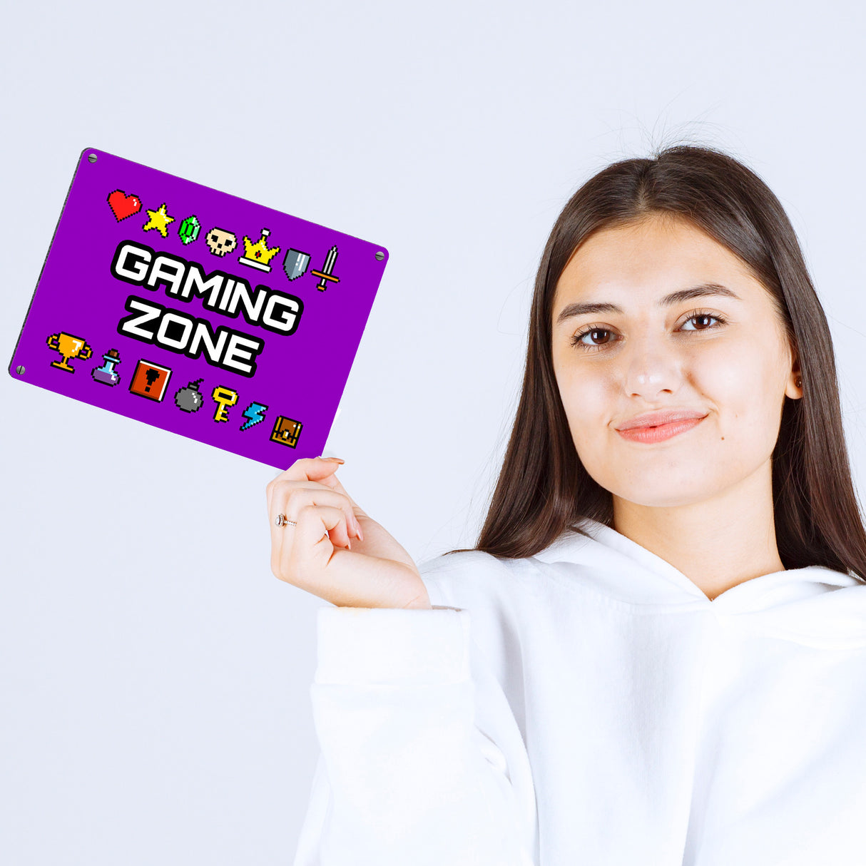 Gaming Zone Metallschild mit Pixel-Items für Zocker in lila