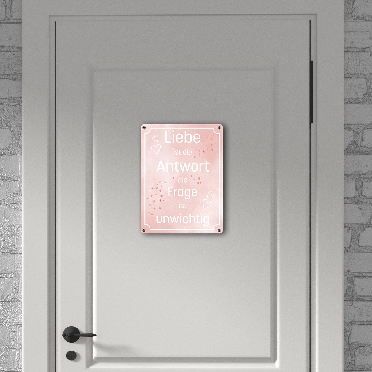 Metallschild mit schönem Spruch über die Liebe für das Wohnzimmer