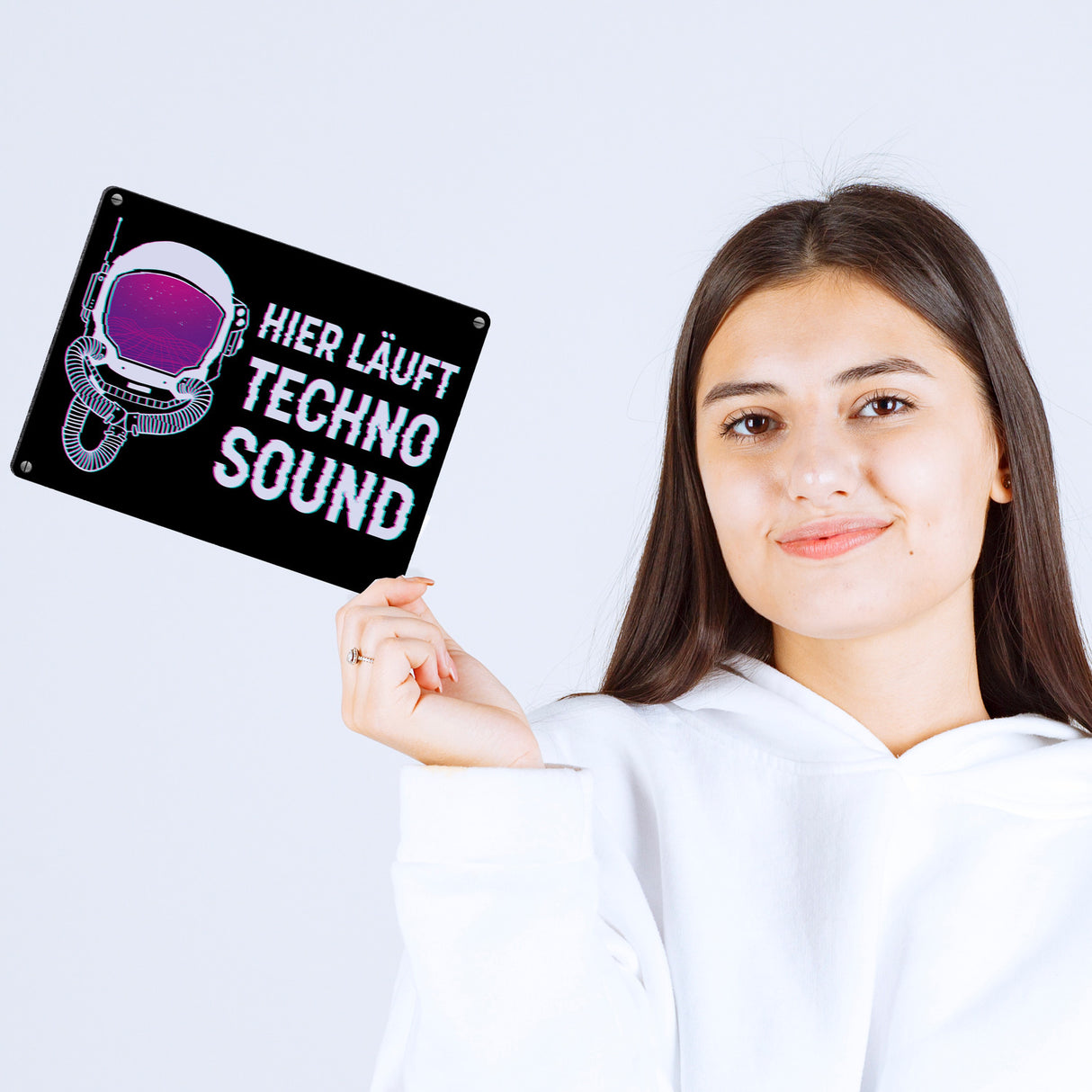 Hier läuft Techno Sound Metallschild mit Astronautenhelm für Raver