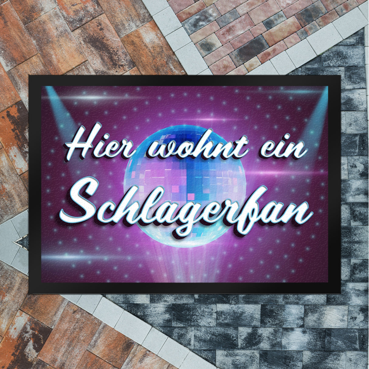 Hier wohnt ein Schlagerfan Fußmatte mit Discokugel