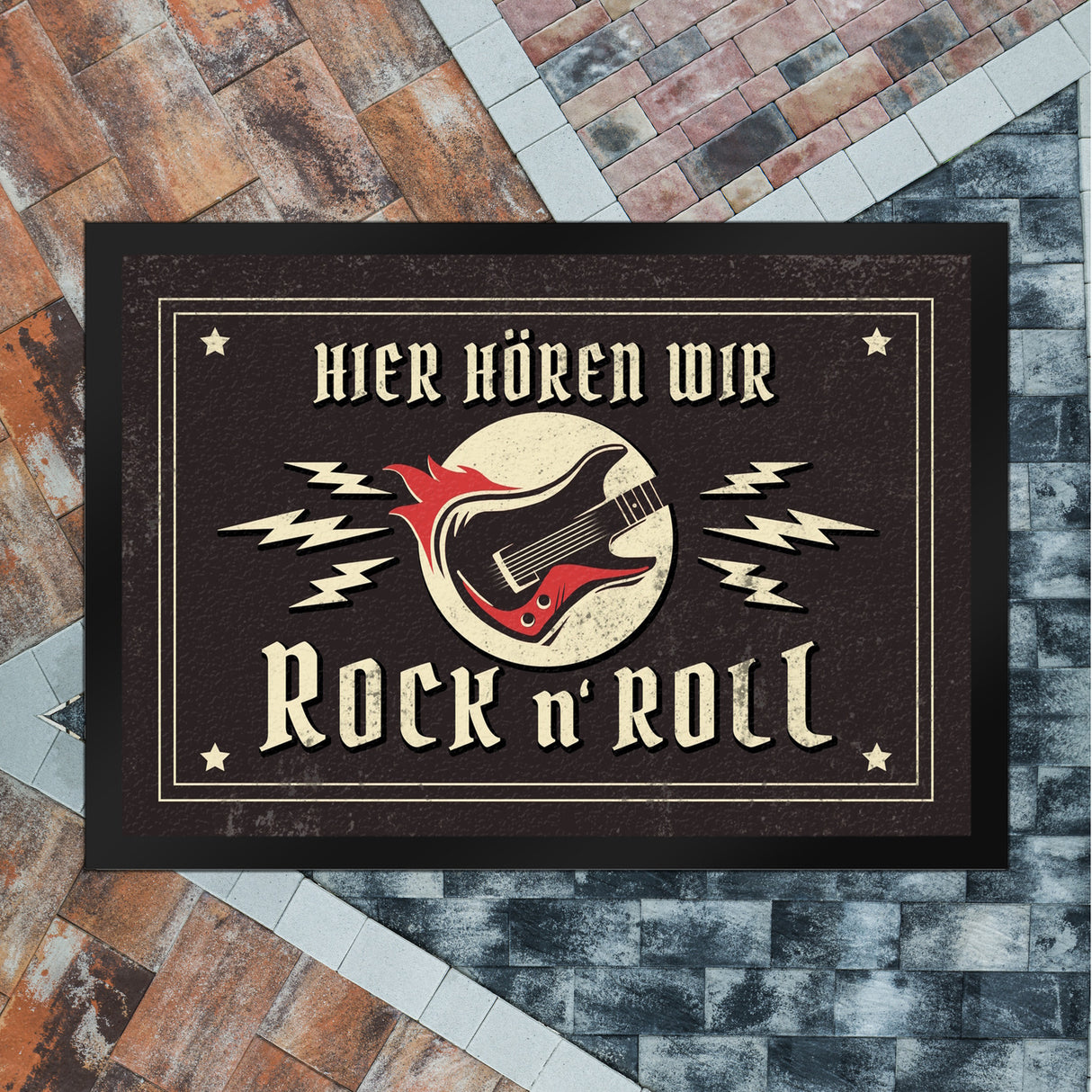 Hier hören wir Rock n' Roll Fußmatte mit Gitarren Motiv