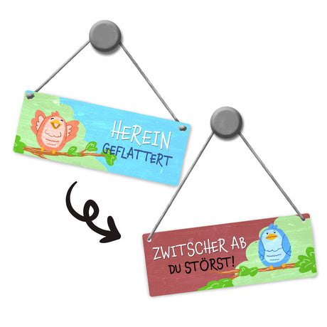 Wendeschild mit Kordel Der Türhänger ist perfekt für Kinderzimmer, Hobbyzimmer, Büros und fürs Homeoffice, um unerwünschte Besucher zu vermeiden. Mit ihrem lustigen Motiv und dem Text ist dieser Dangler eine hübsche Alternative zum klassischen 'Bitte nic