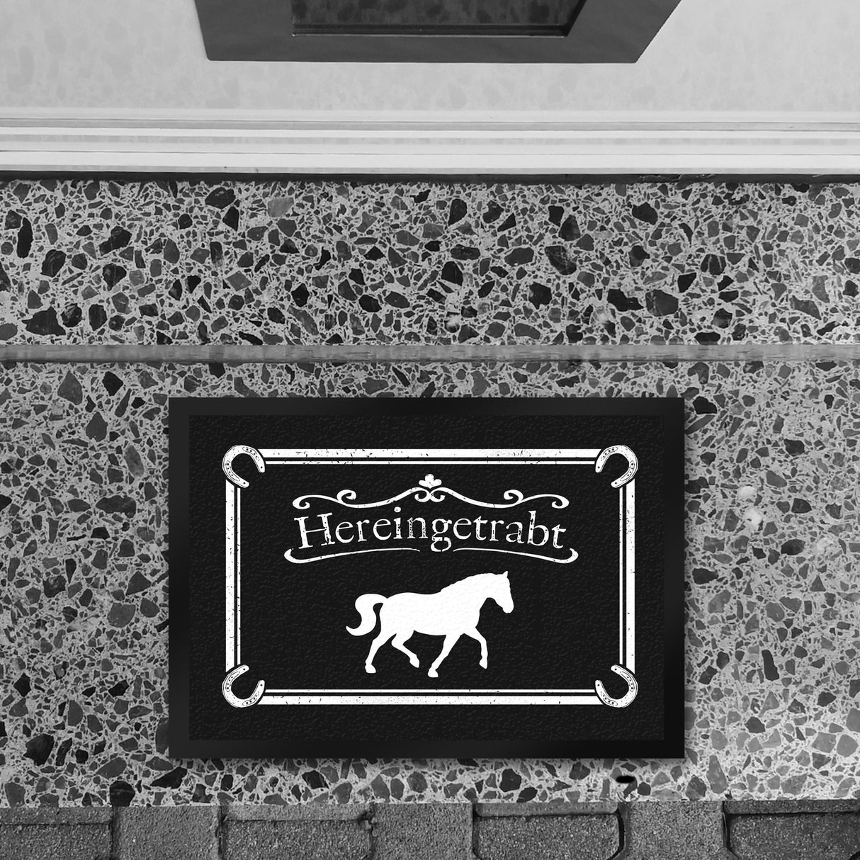 Hereingetrabt Pferde und Reiter Fußmatte in Dunkelgrau