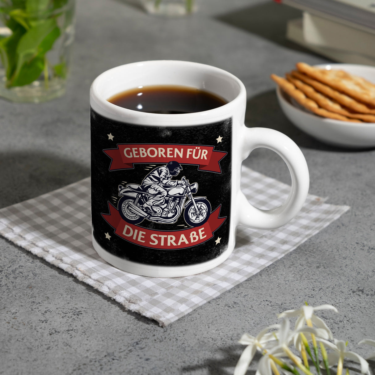 Geboren für die Straße Kaffeebecher mit coolem Biker Motiv