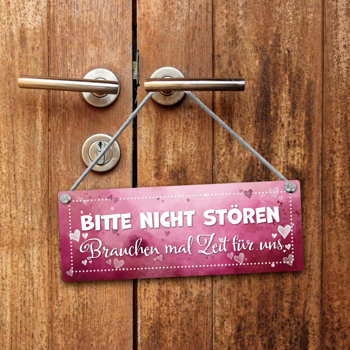 Wendeschild mit Kordel Das Schild ist eine nützliche Anschaffung für die eigene Wohnung z.B. fürs Schlafzimmer, um seine Ruhe zu haben. Es ist auch eine schöne Geschenkidee für Paare und Familien zum Valentinstag, Geburtstag, Jahrestag, zu Weihnachten od