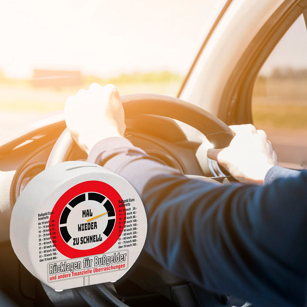 Zu schnell gefahren Bußgeld Spardose mit Straßenschild Motiv