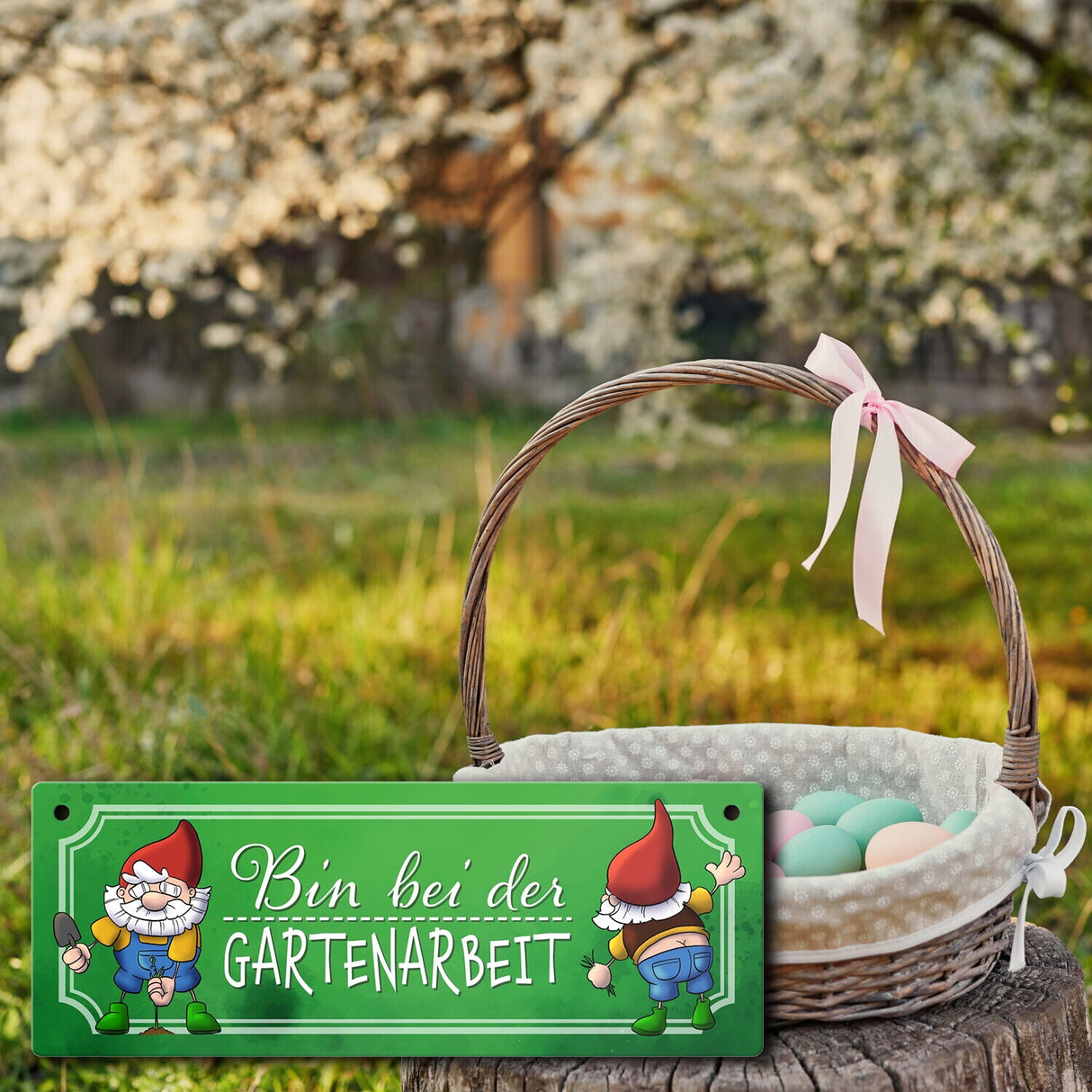 Bin bei der Gartenarbeit Metallschild mit lustigen Gartenzwergen