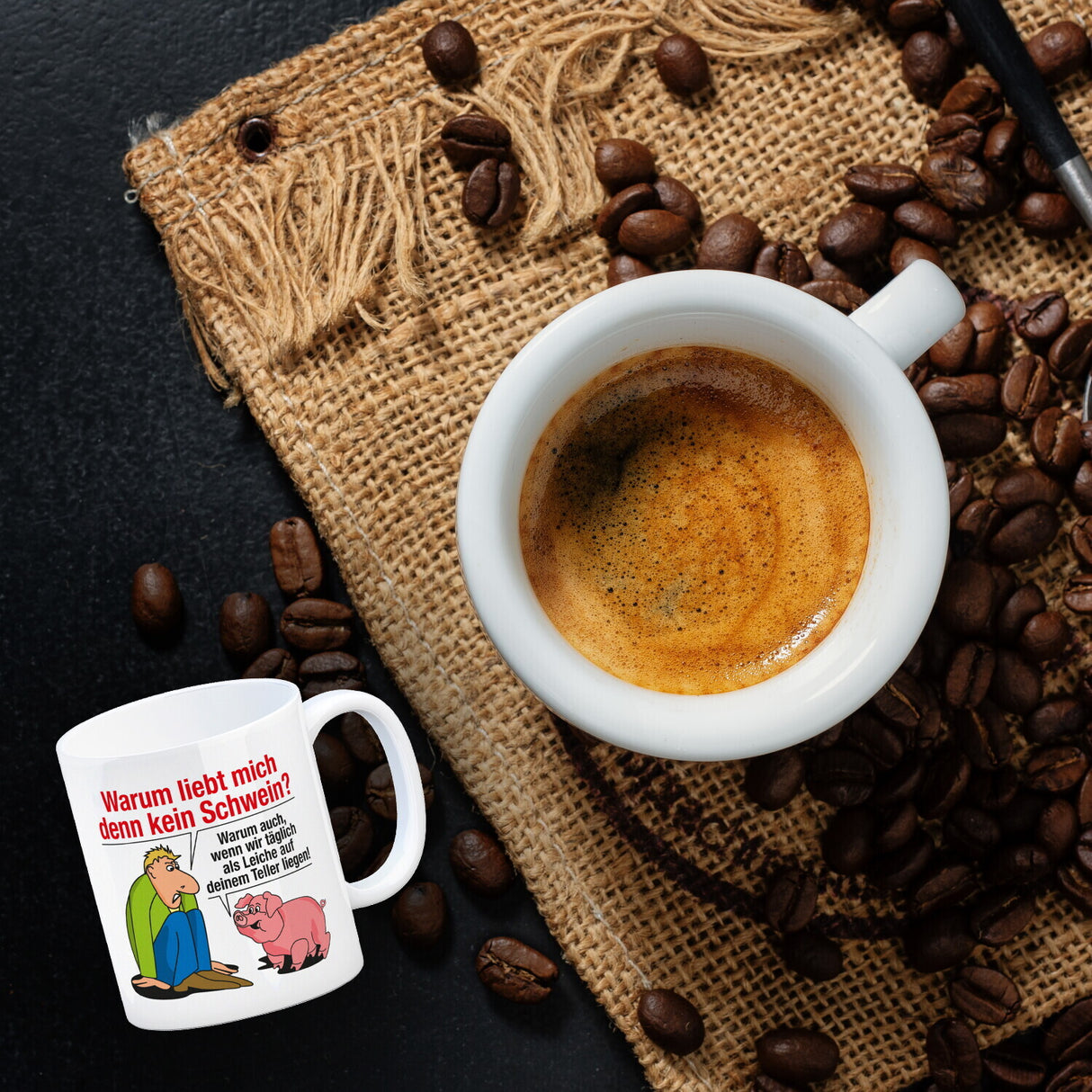 Kaffeebecher zum Thema Fleischesser und Vegetarier mit Schweine Motiv