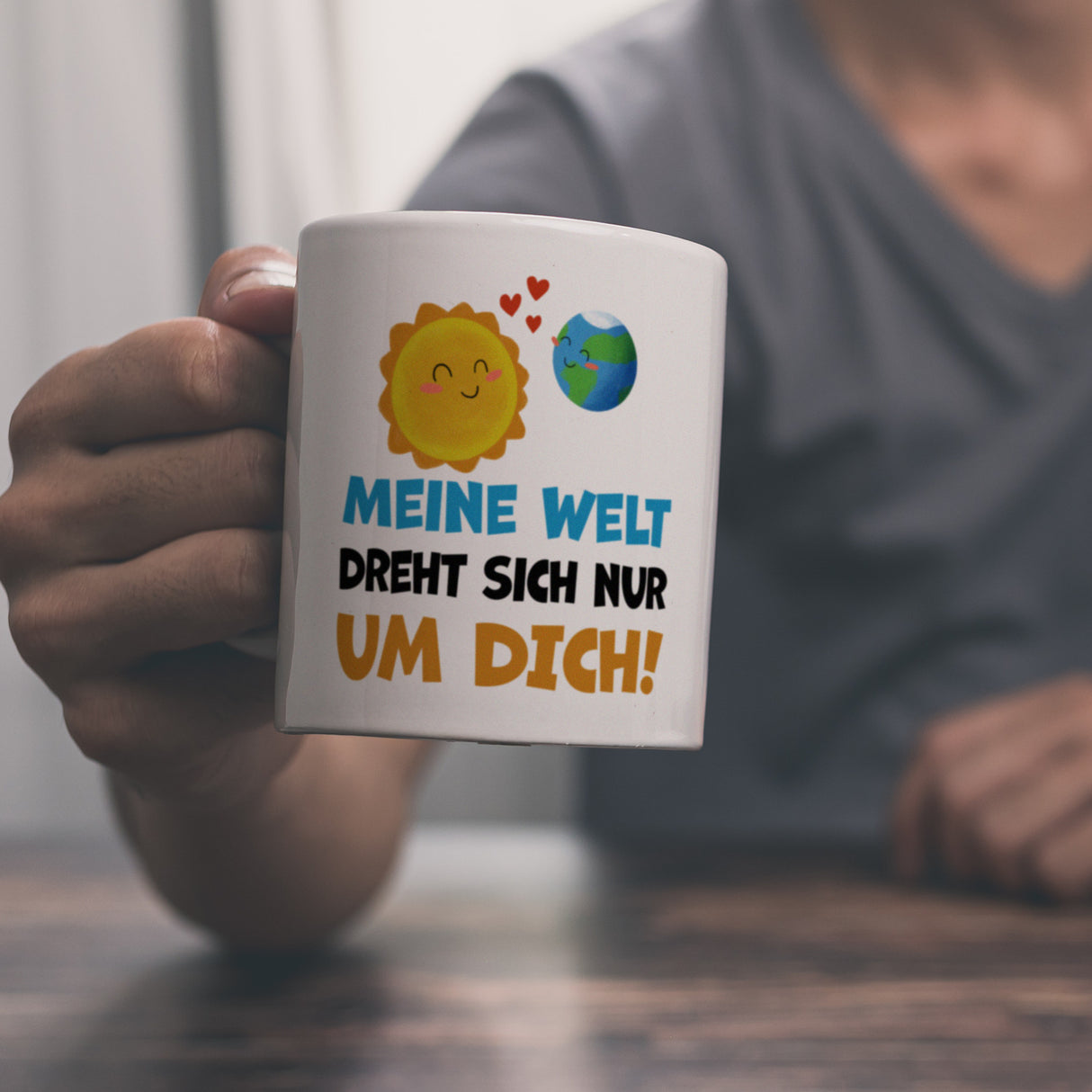 Meine Welt dreht sich nur um dich Kaffeebecher mit Sonne und Erde