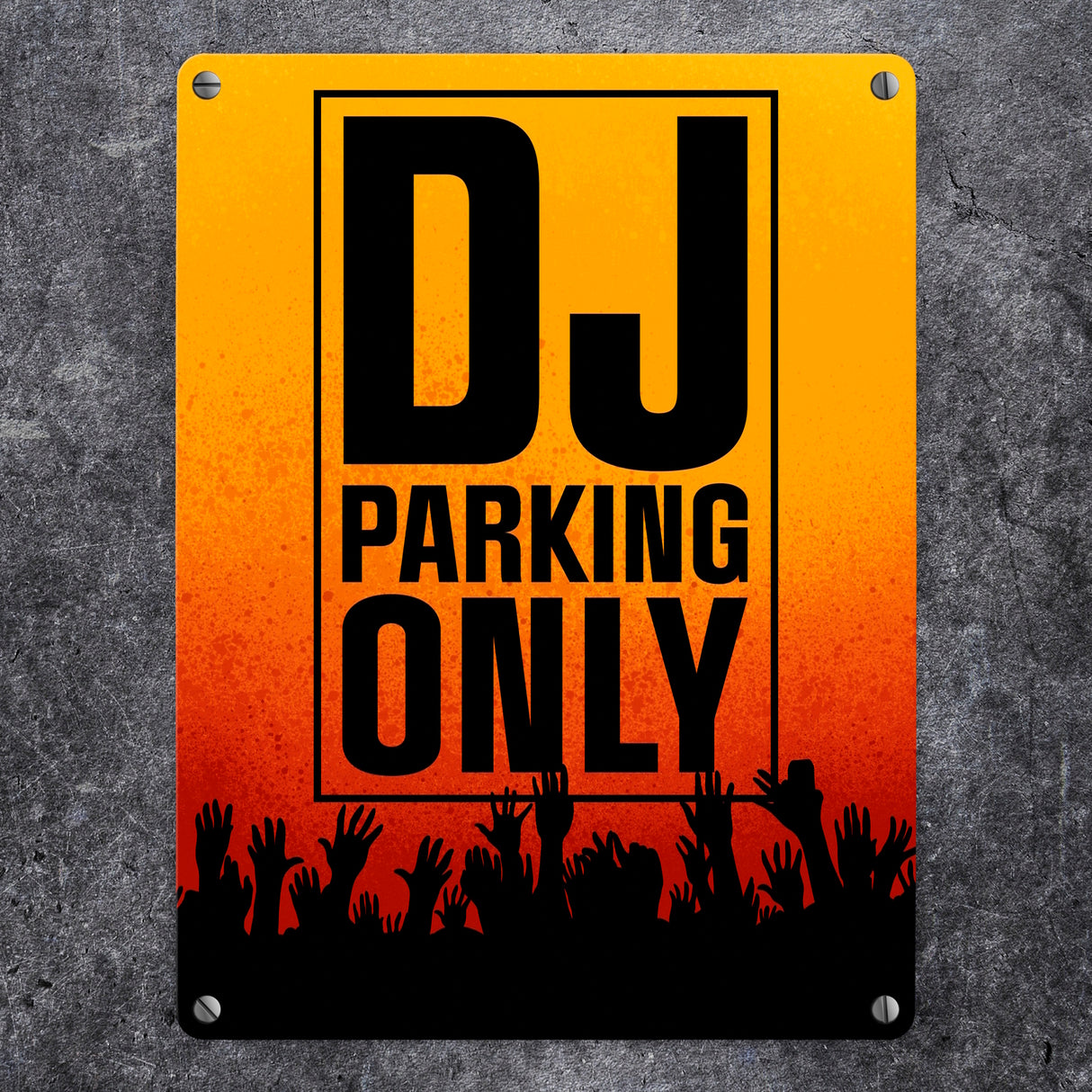 DJ parking only Metallschild für den Parkplatz