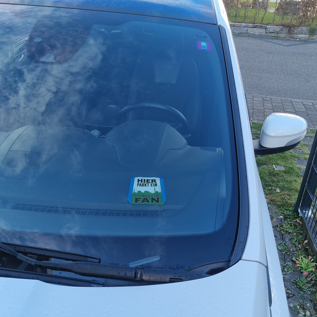Hier parkt ein Hannover Fan Parkscheibe in Grün Weiß Schwarz