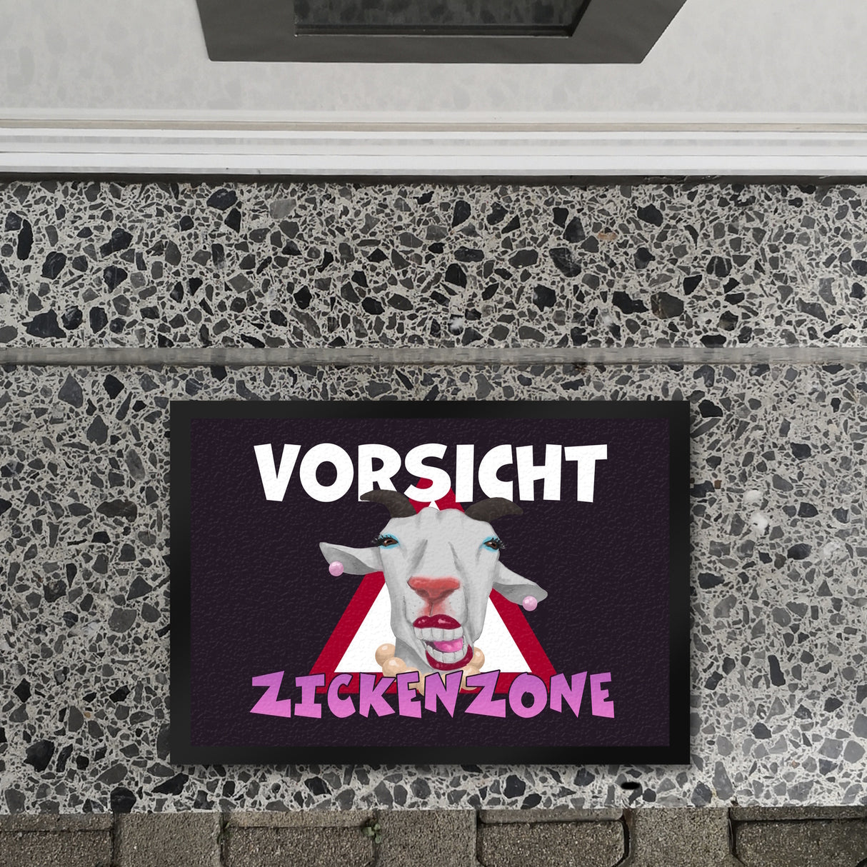 Vorsicht Zickenzone Fußmatte mit geschminkter Ziege