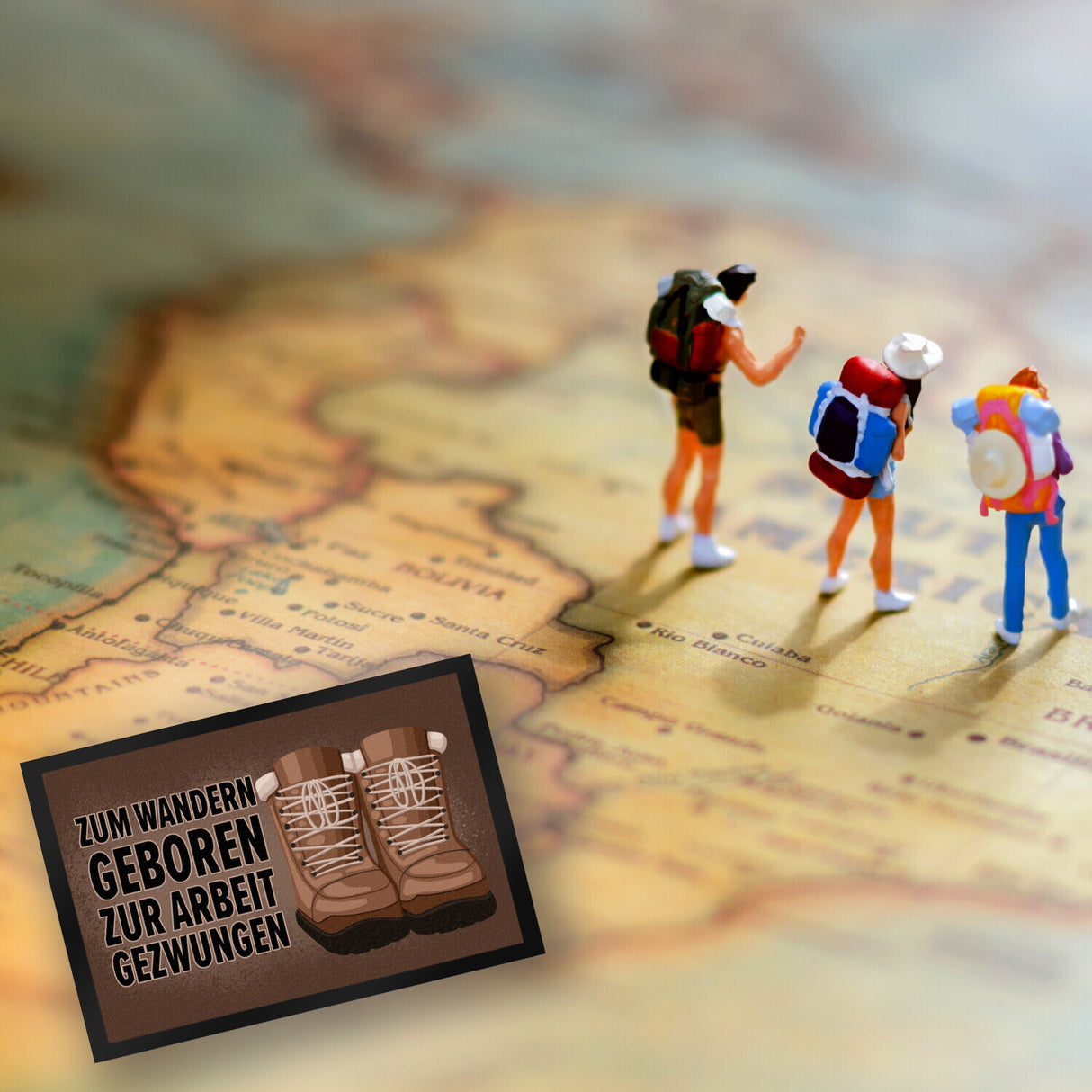Zum Wandern geboren zur Arbeit gezwungen Fußmatte