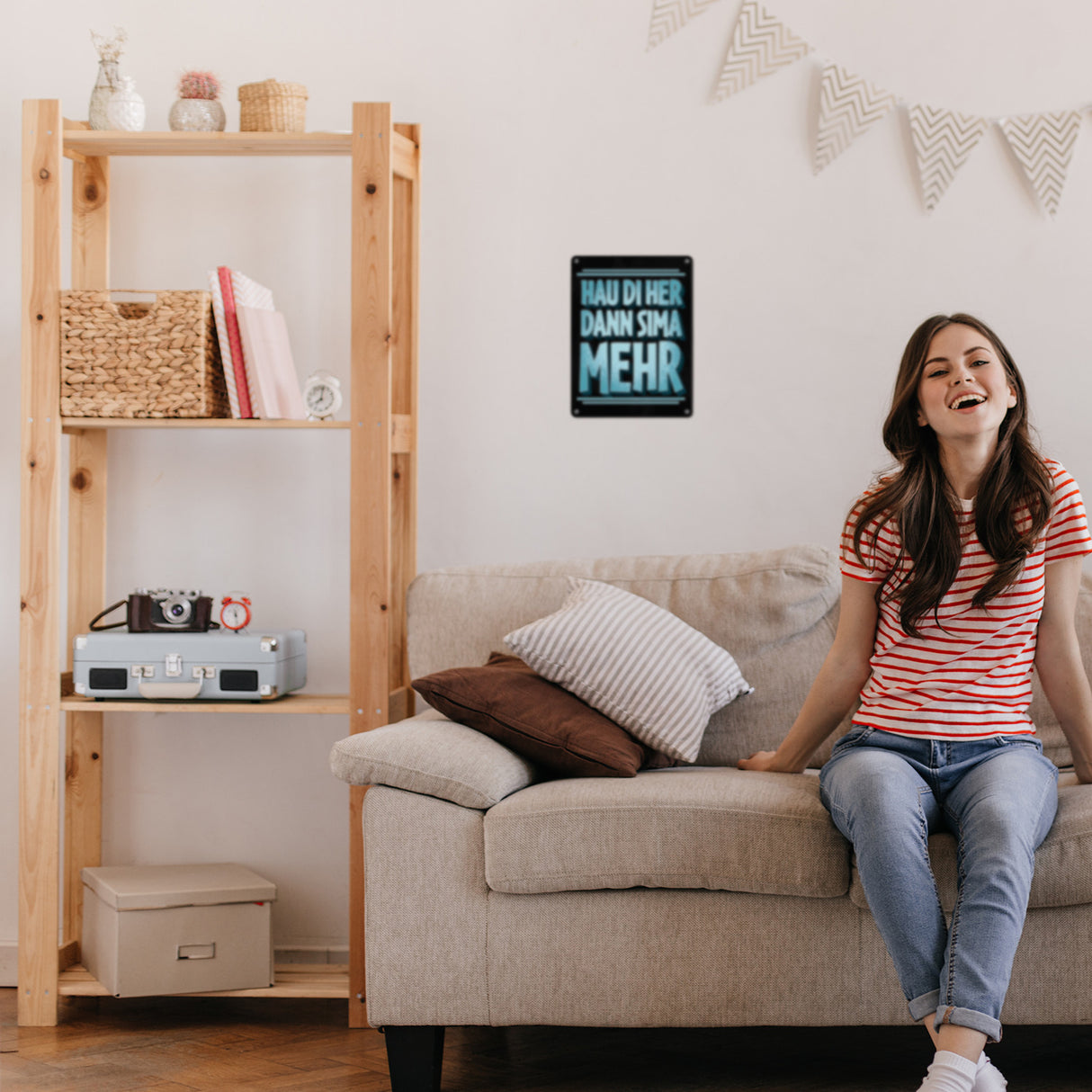 Hau di her dann sima mehr Stammtisch Metallschild