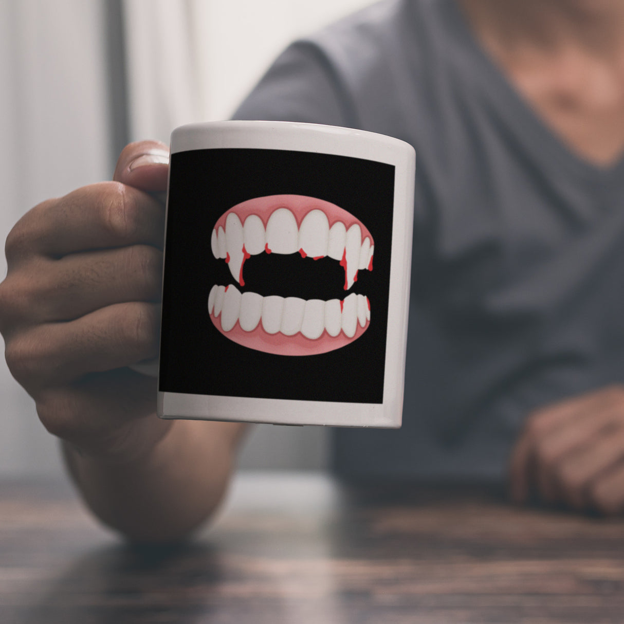 Vampirgebiss Horror Kaffeebecher für Halloween
