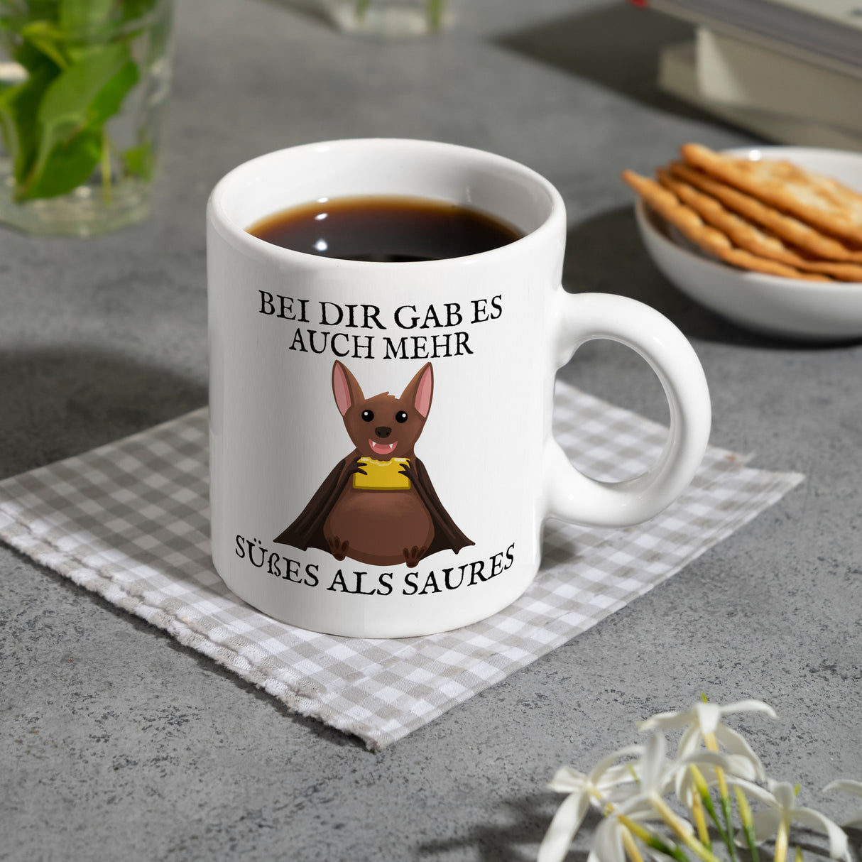 Bei dir gab es auch mehr Süßes als Saures Kaffeebecher mit dicker Fledermaus