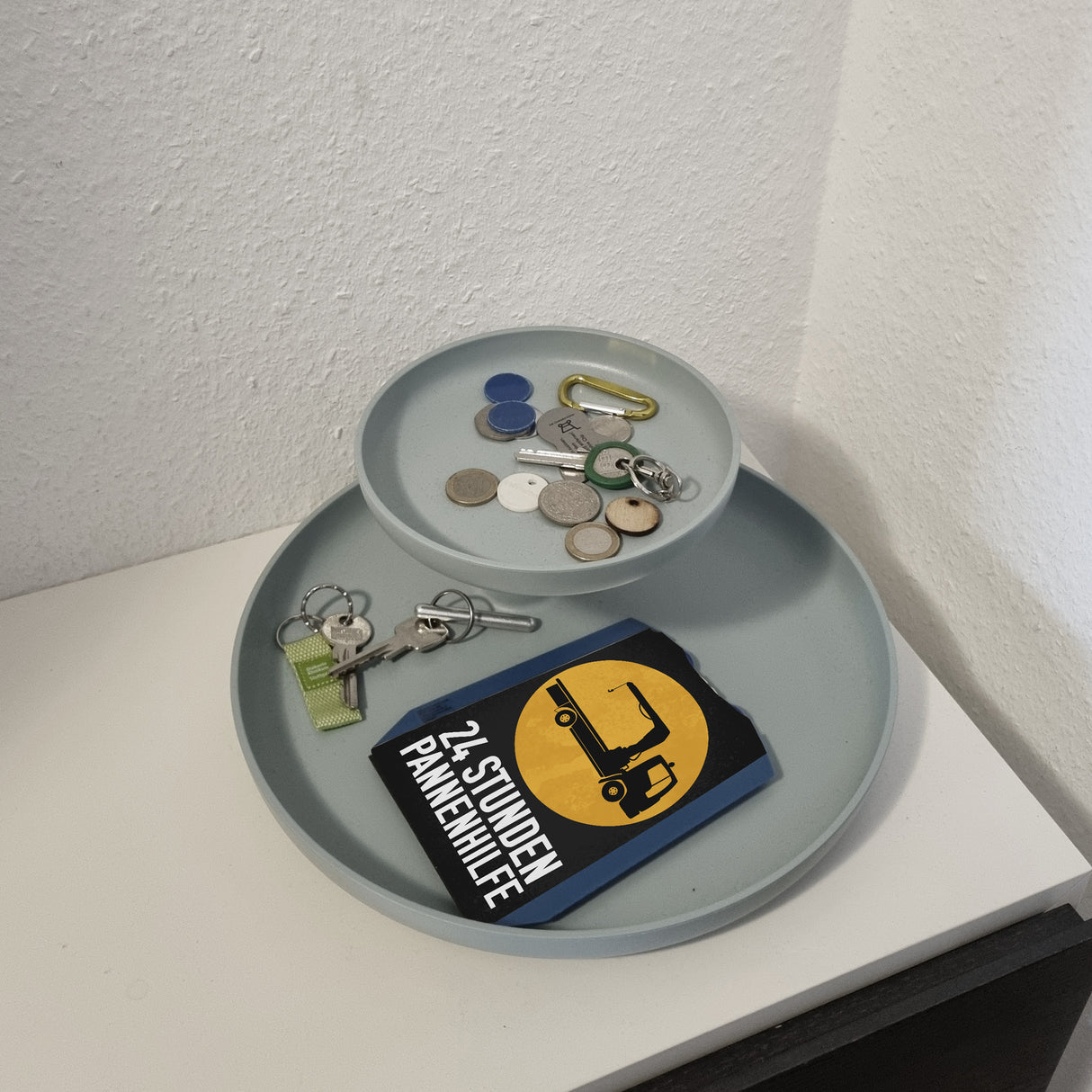 Abschleppdienst Parkscheibe mit 2 Einkaufswagenchips