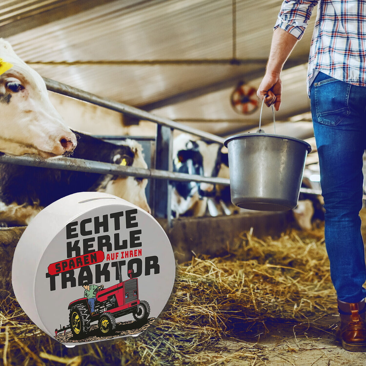 Echte Kerle sparen auf ihren Traktor Spardose für Landwirte