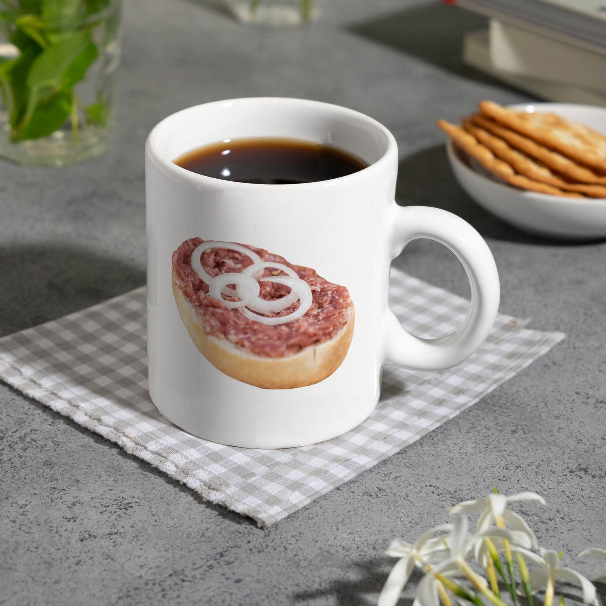 Mettbrötchen Kaffeebecher