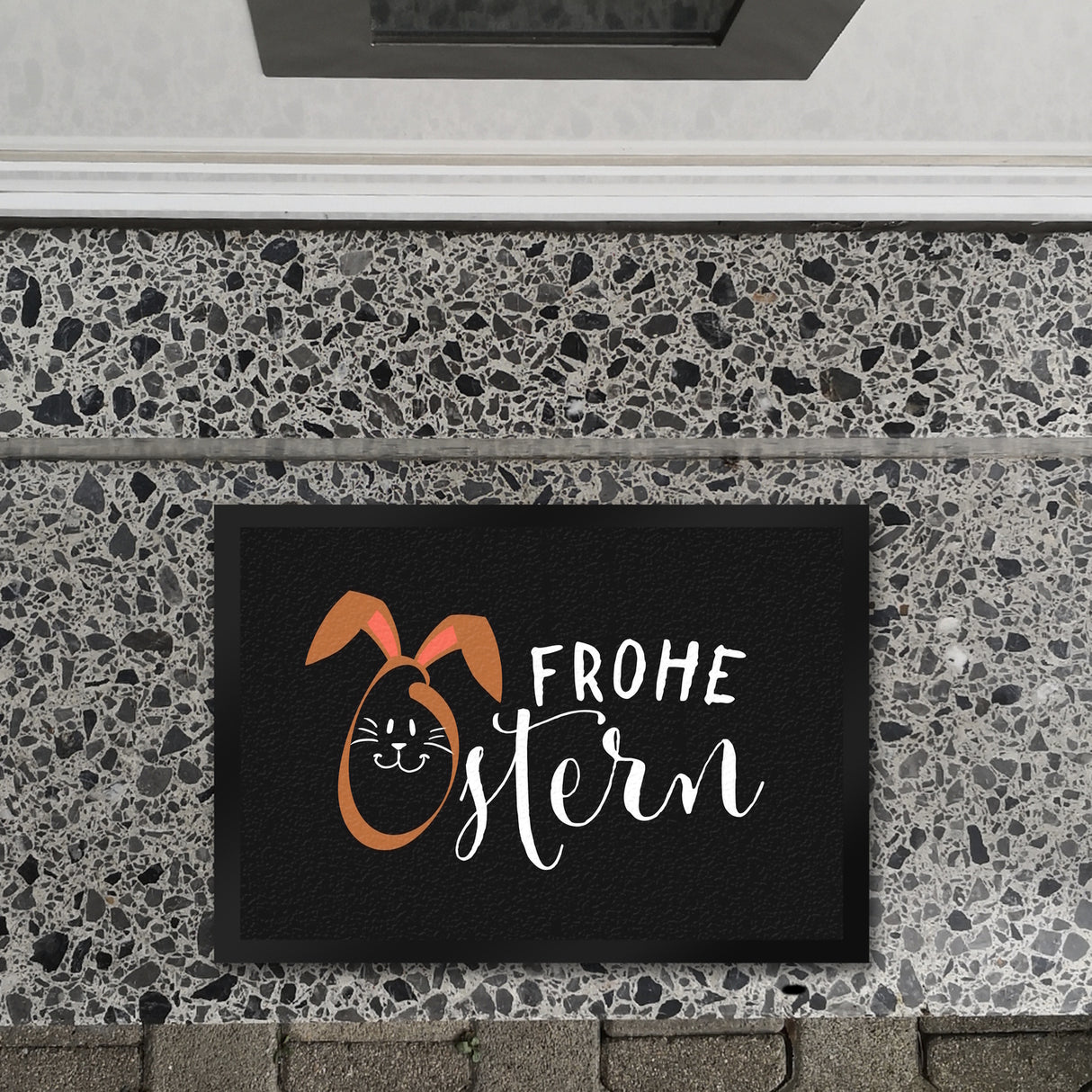 Frohe Ostern Fußmatte mit niedlichem Osterhasen