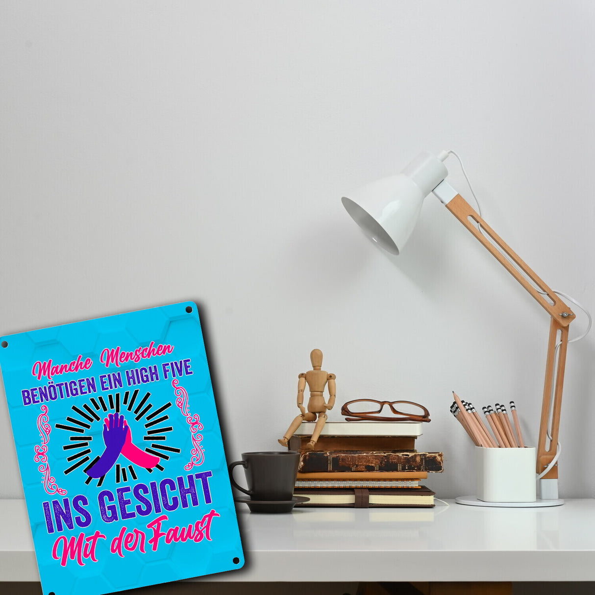 High Five Metallschild in 15x20 cm mit Spruch High Five ins Gesicht mit der Faust