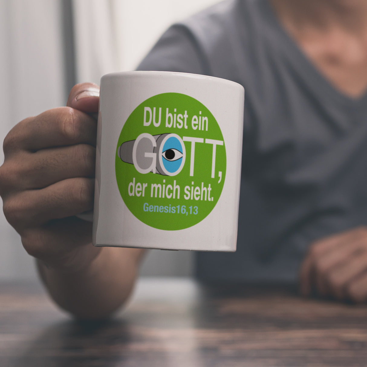 Du bist ein Gott, der mich sieht. Kaffeebecher mit Bibel Zitat