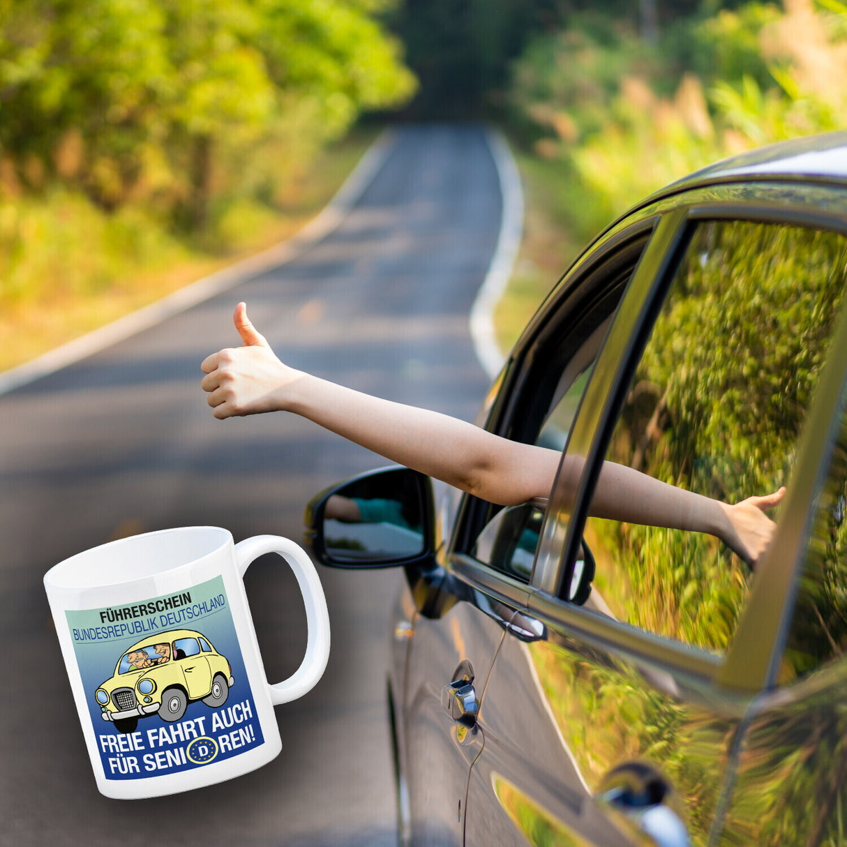 Freie Fahrt auch für Senioren Kaffeebecher mit Oldtimer Motiv