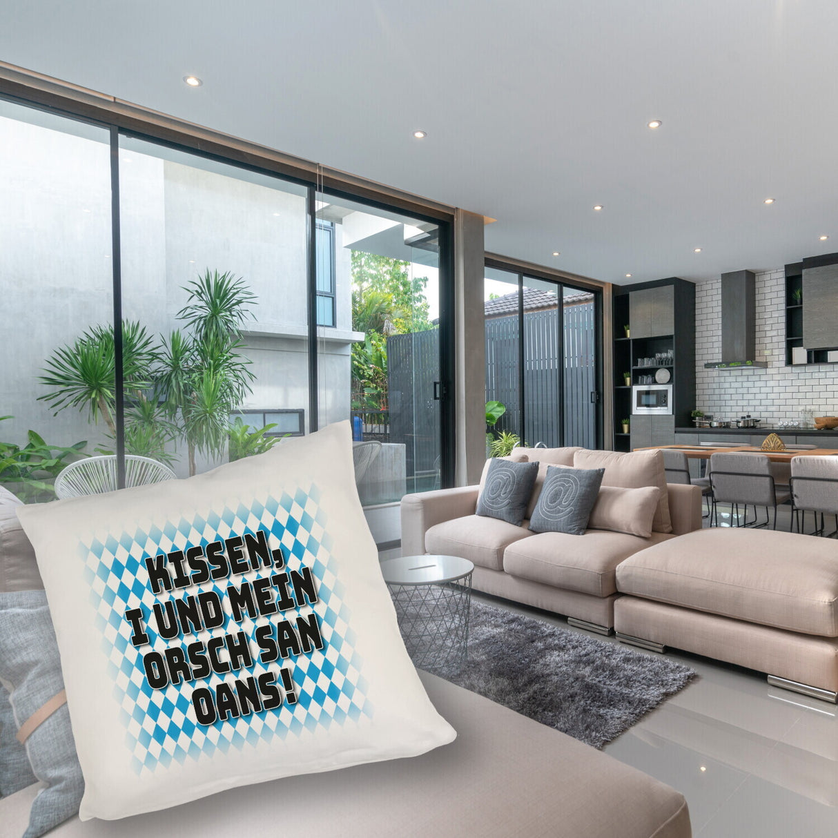 I und mei Orsch san oans! Kissen mit bayrischer Flagge