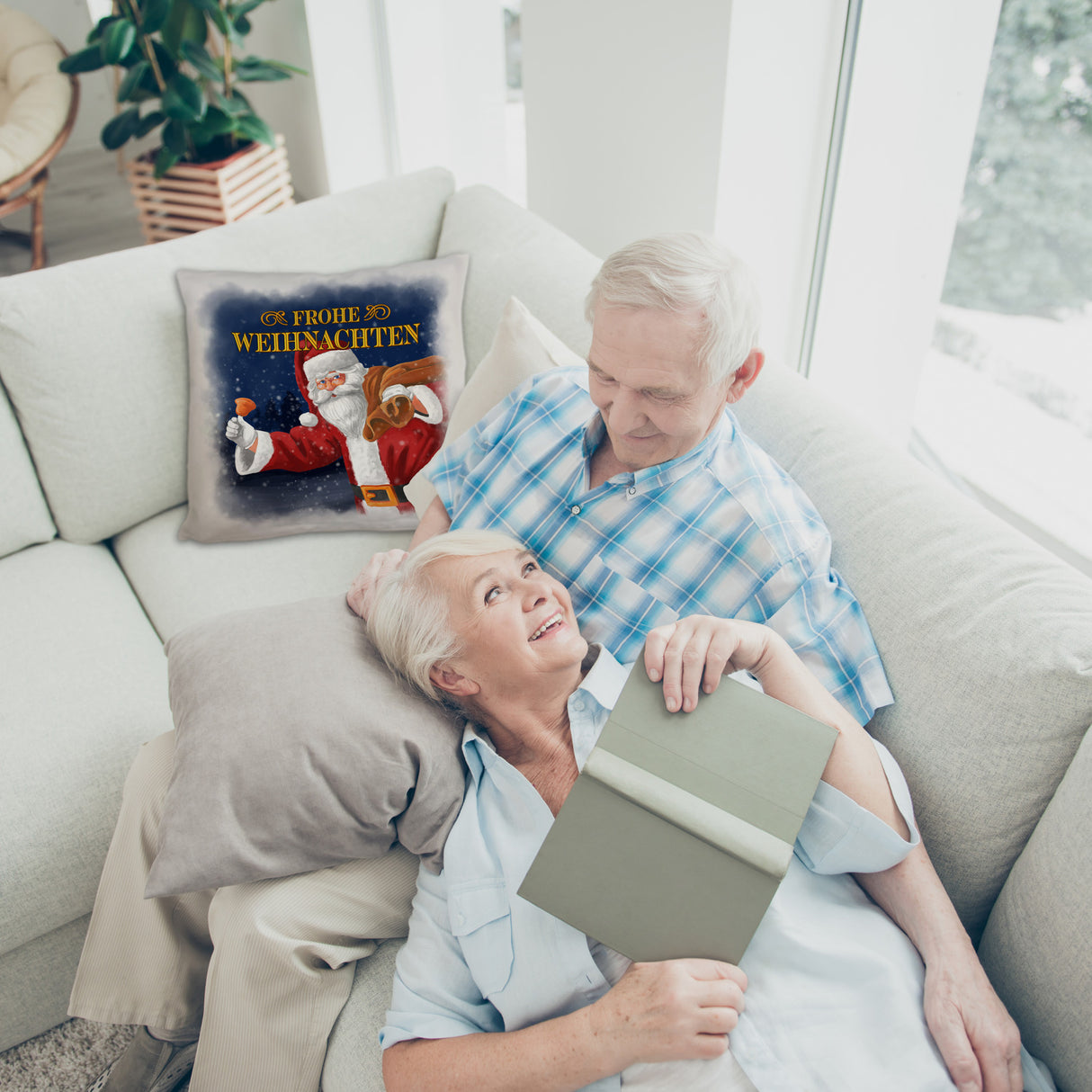 Traditioneller Weihnachtsmann Kissen mit Spruch Frohe Weihnachten