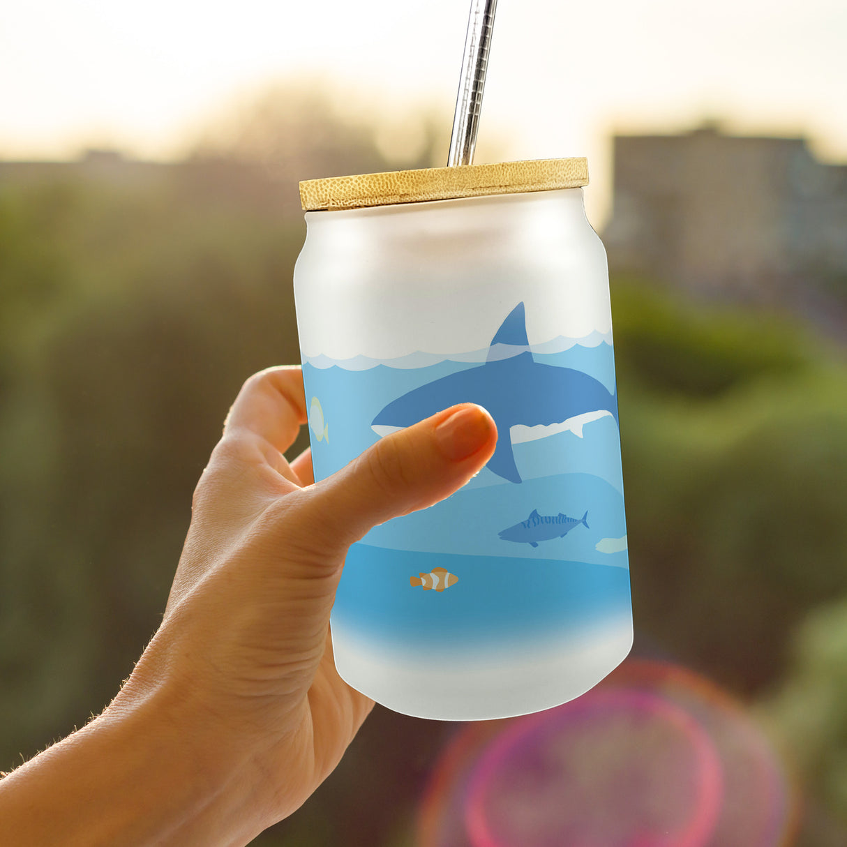 Unterwasser Trinkglas mit Bambusdeckel mit Hai und Fischen