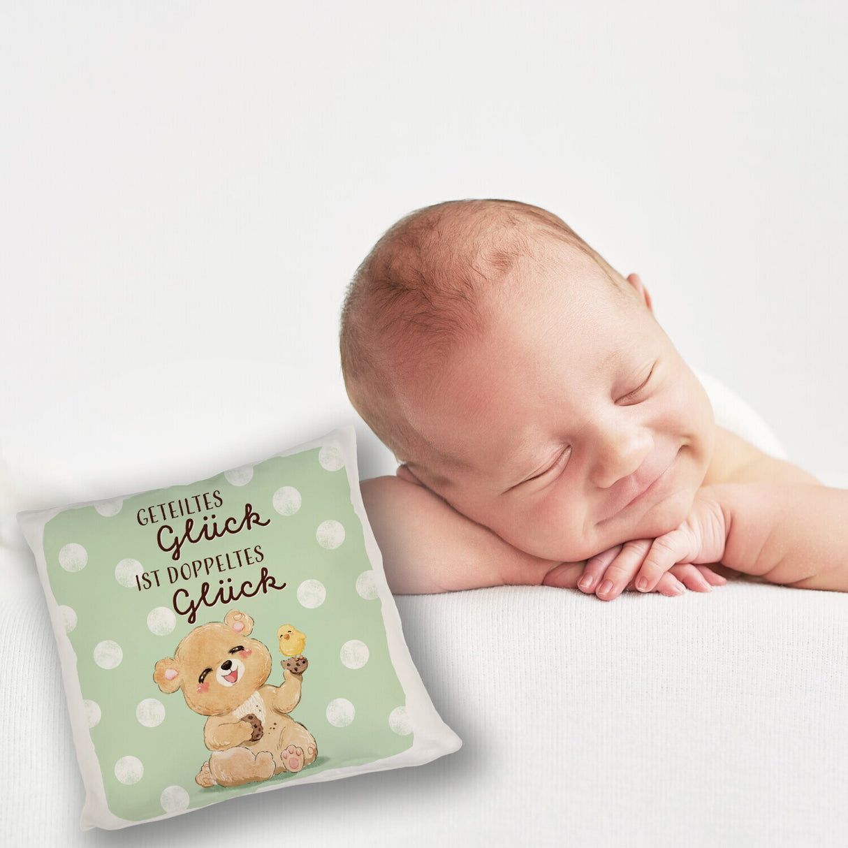 Bär Kissen mit Spruch Geteiltes Glück ist doppeltes Glück