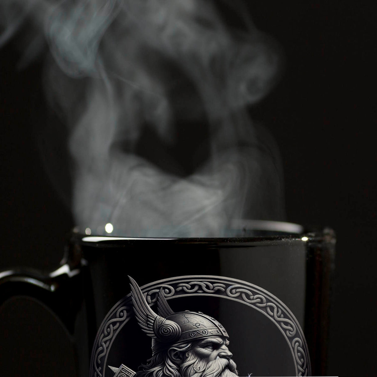 Odin Wikingergott Amulett Tasse schwarz in Schwarz