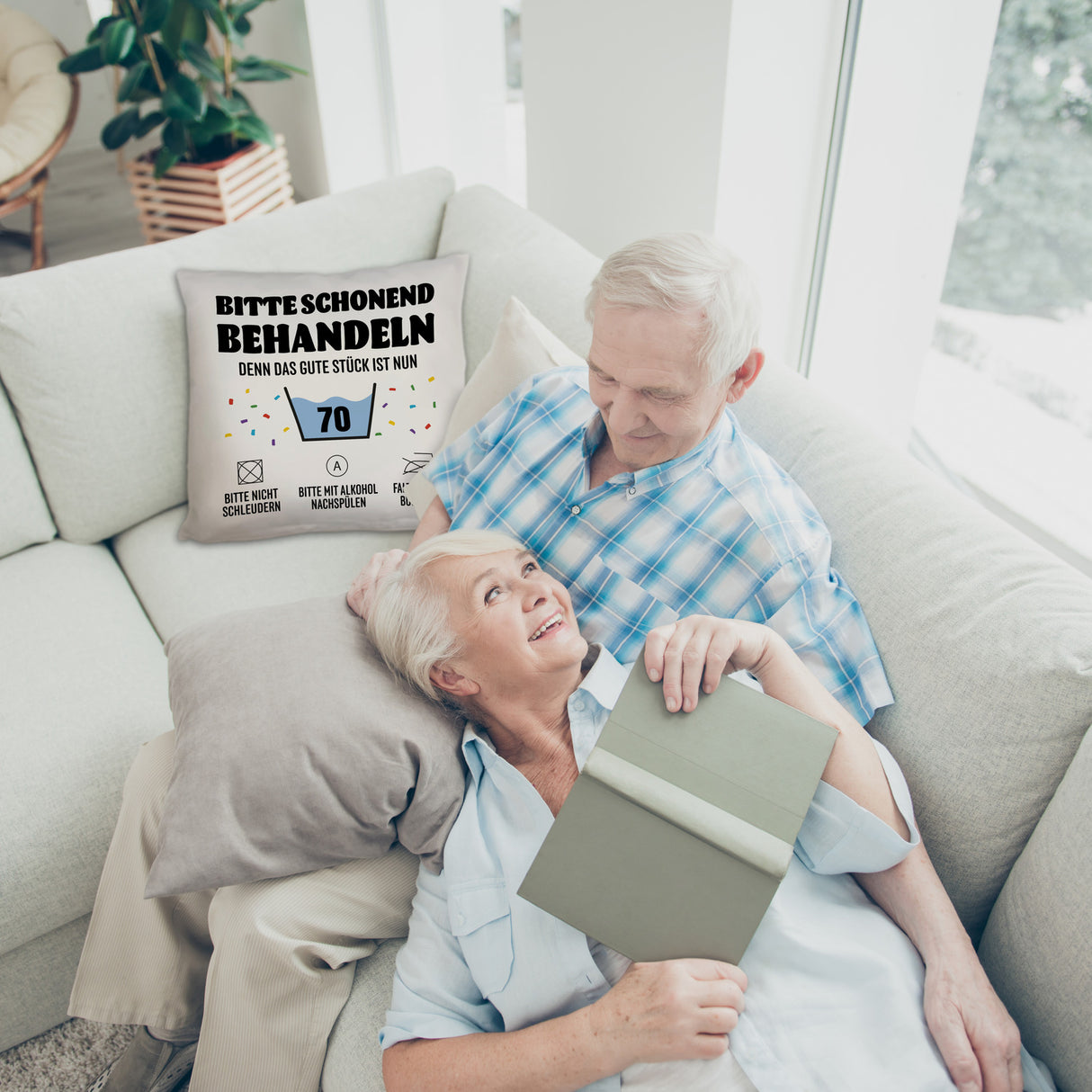 Bitte schonend behandeln - 70. Geburtstag Kissen
