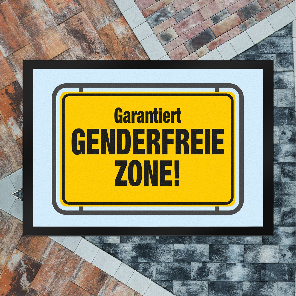 Garantiert genderfreie Zone Fußmatte in 35x50 cm in Straßenschildoptik