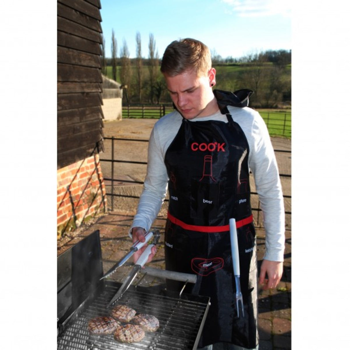 Grillschürze für Männer - Taschen, Kapuze und Flaschenöffner