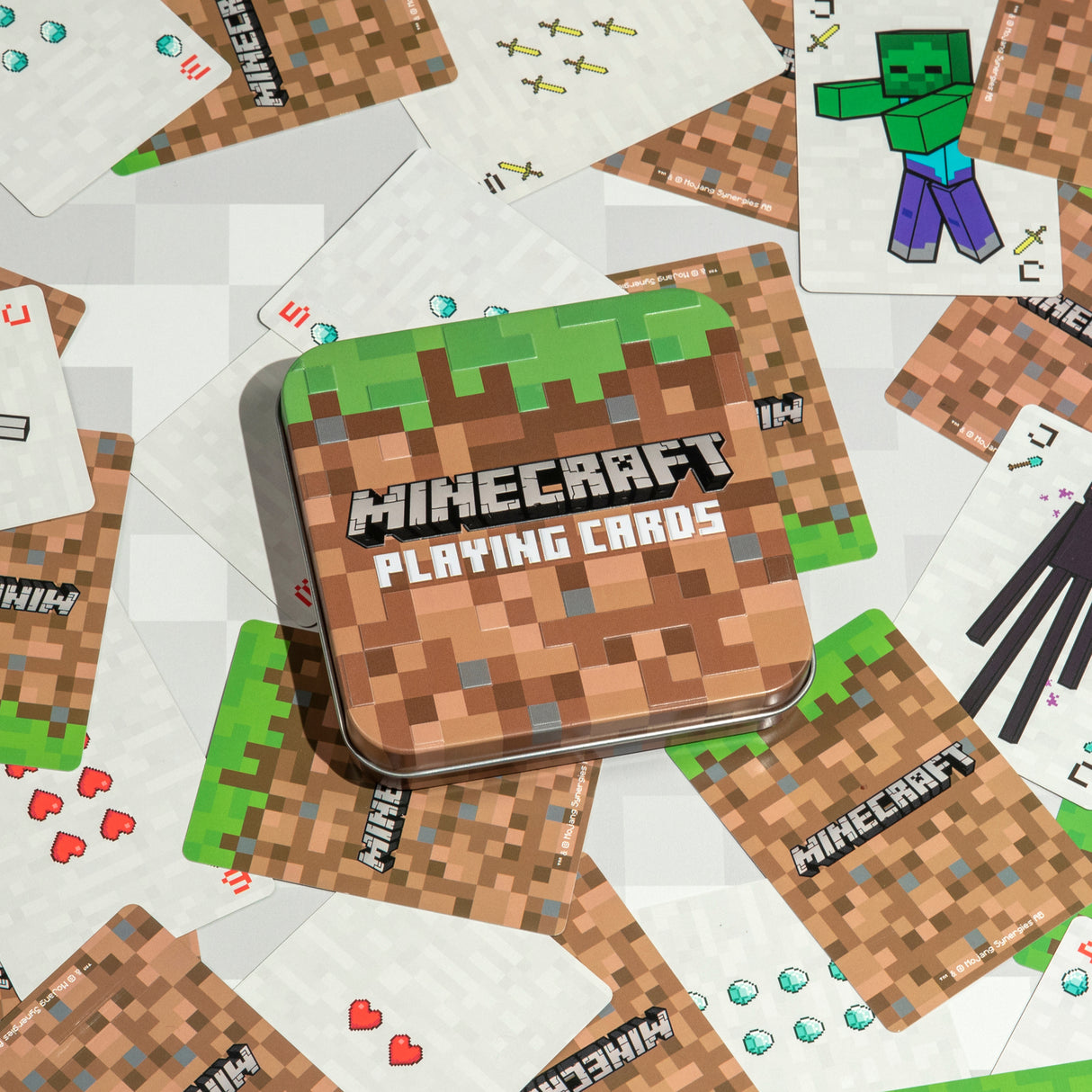 Minecraft Gras Block Spielkarten in schöner Blechdose