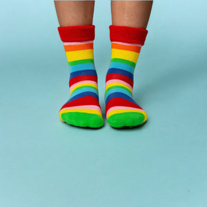 Regenbogen Socken Cucamelon Kuschelsocken für Mama und Baby in 38-40 und für Neugeborene (2 Paare)