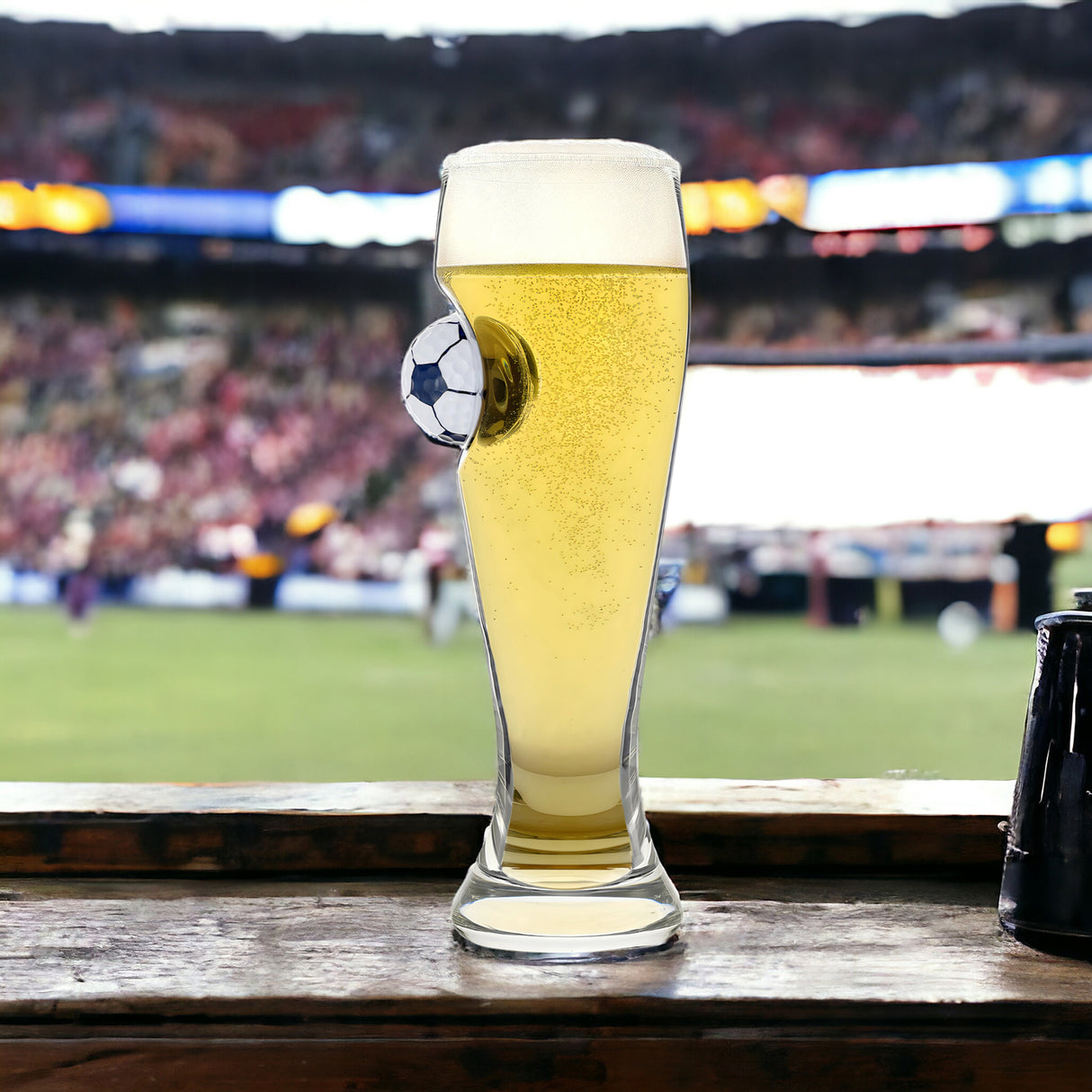 Fußball im Bierglas Fanartikel - Weißbierglas mit Ball im Glas