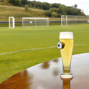 Fußball im Bierglas Fanartikel - Weißbierglas mit Ball im Glas