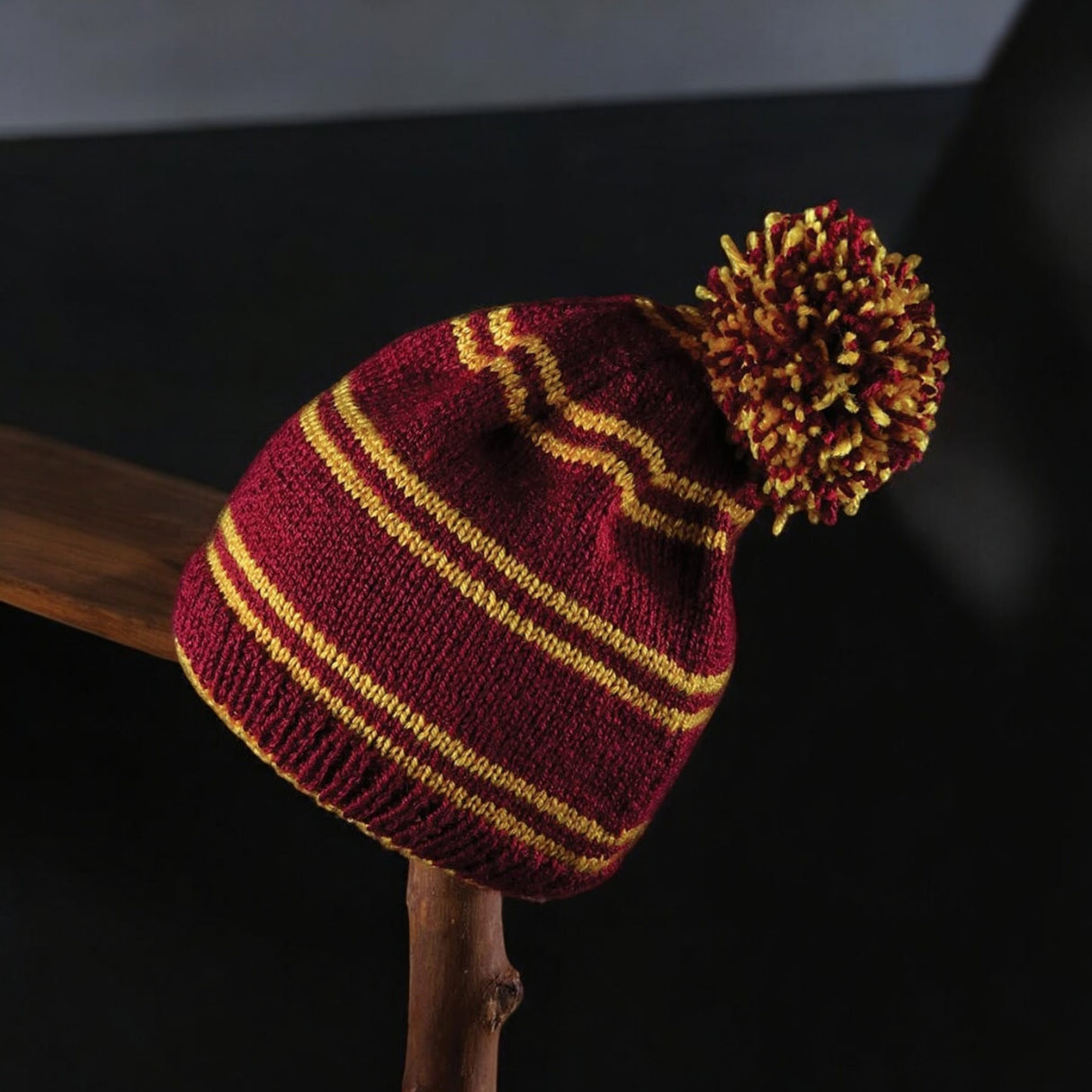 Harry Potter Hogwarts Bommelmütze Strickset mit Gryffindor Design für Erwachsene