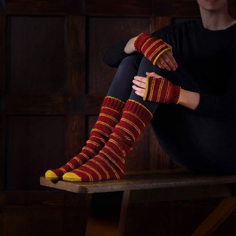 Harry Potter Hogwarts Gryffindor Fäustlinge und Socken Strickset