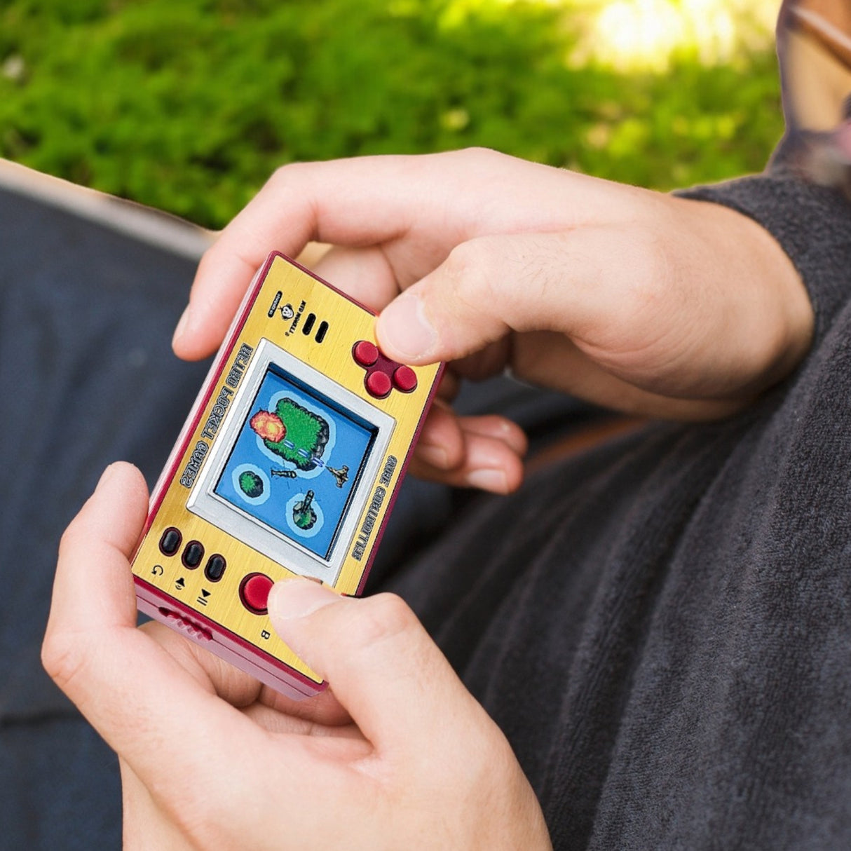 Retro Arcade Spielzeug Mini-Konsole mit 153 Spielen und Sound