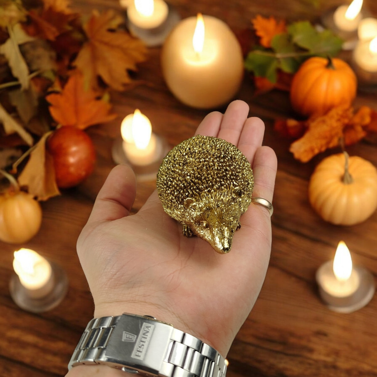 Igel Dekofigur in Gold - moderne Herbstdeko