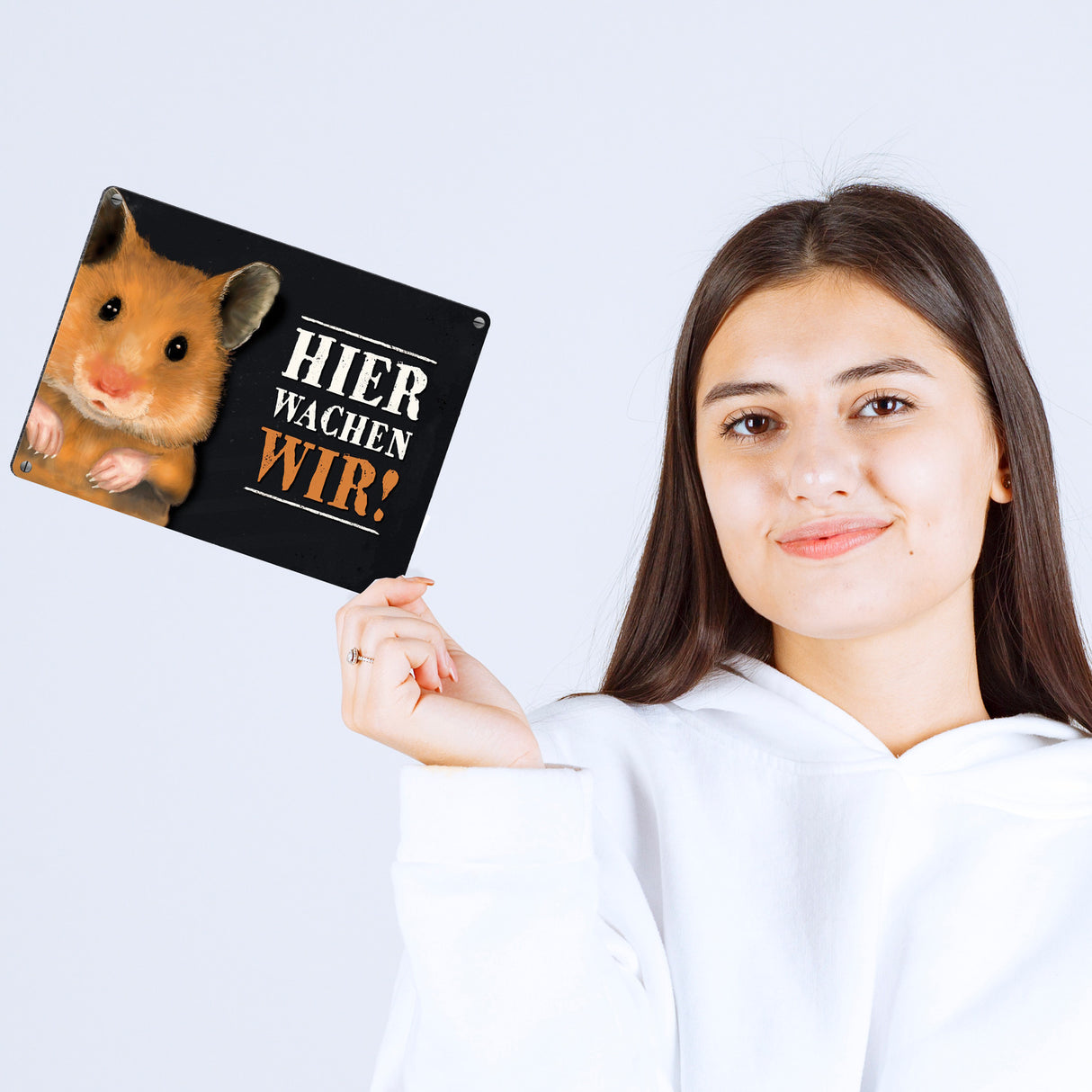 Metallschild mit Hamster Motiv und Spruch: Hier wachen wir!