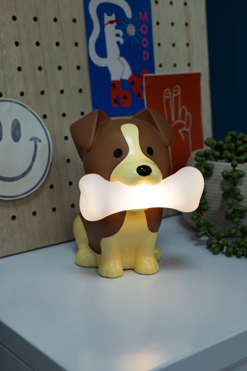 Hund mit Knochen Dekolampe