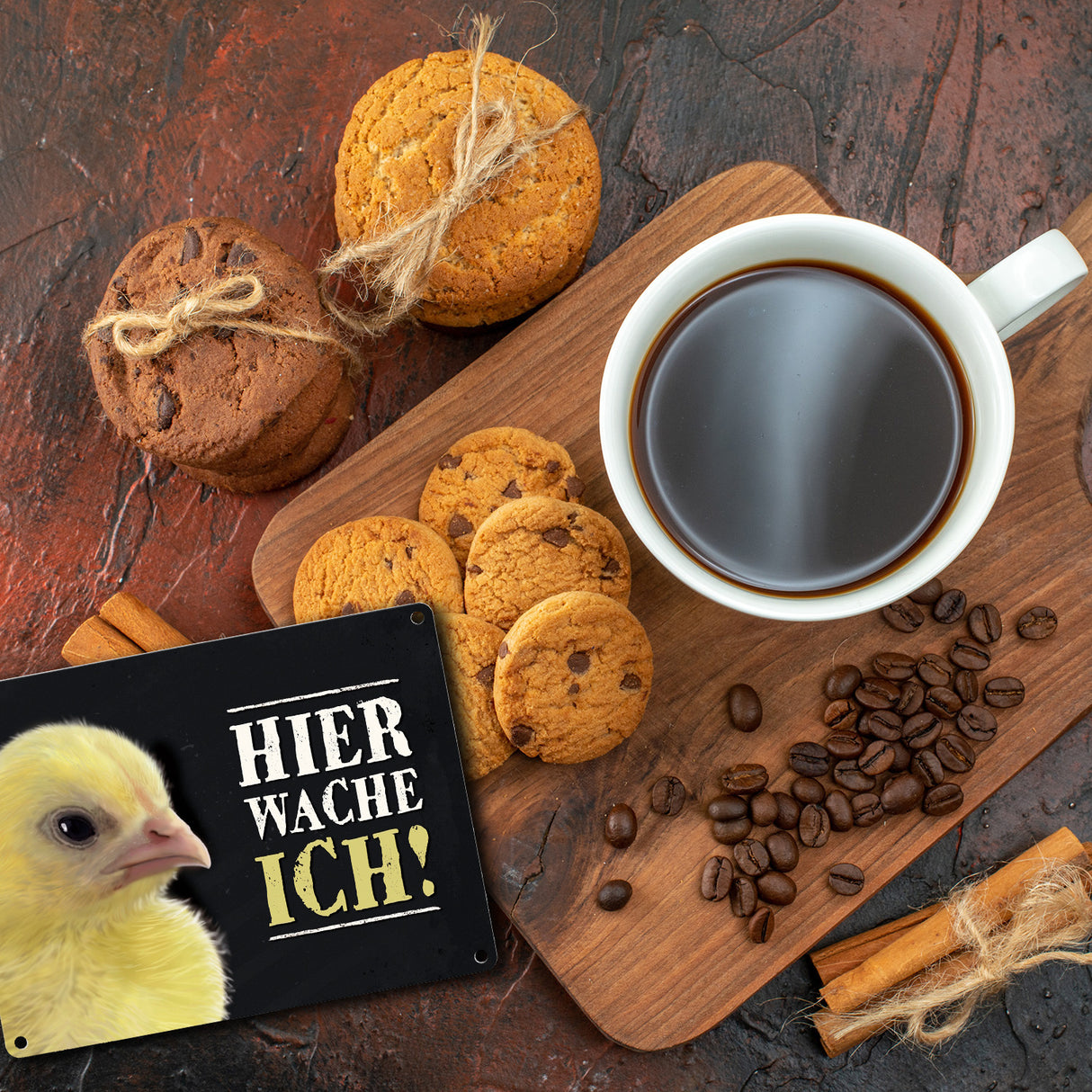 Metallschild mit Küken Motiv und Spruch: Hier wache ich!